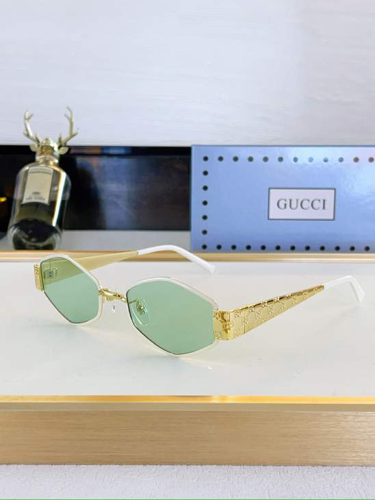 Picture of Gucci Sunglasses _SKUfw80049328fw